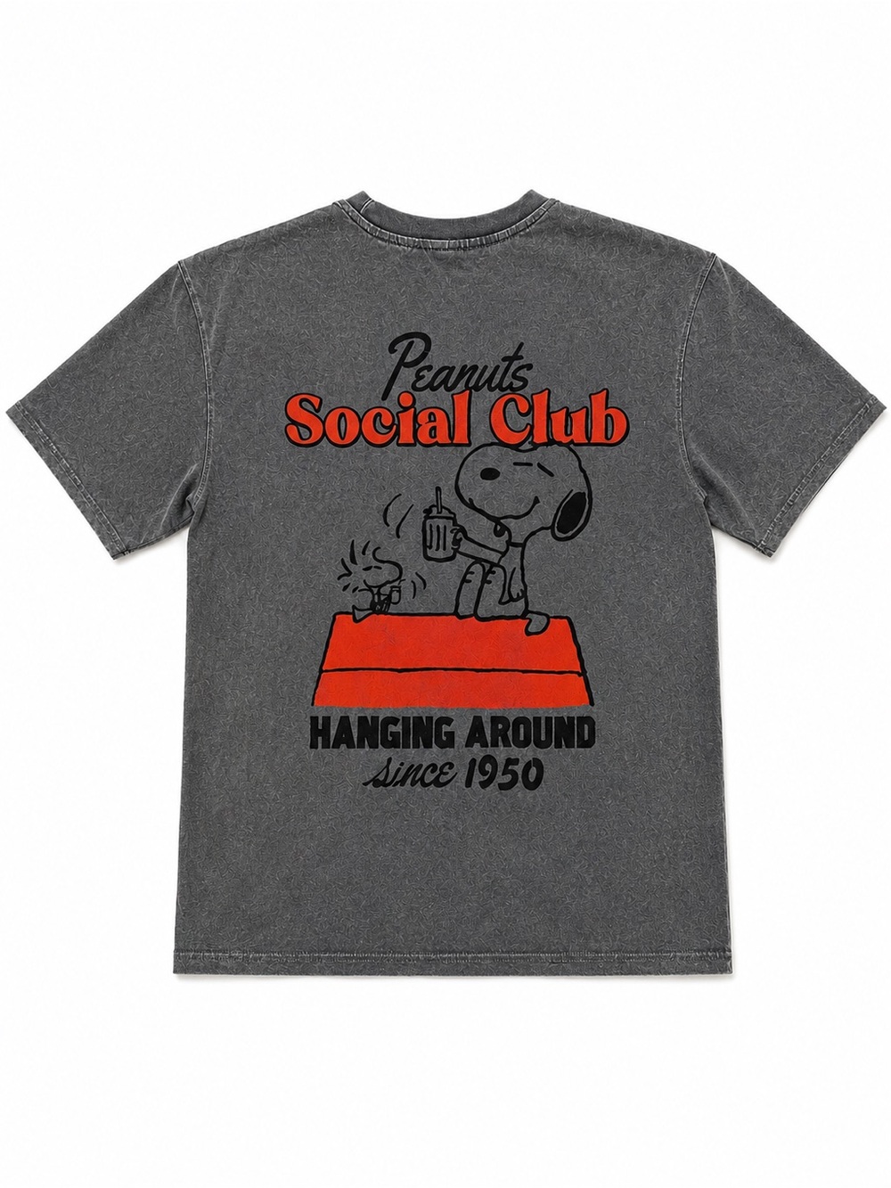 Peanuts Social Club Medium Size T‎ Shirt Size Medium NWOT